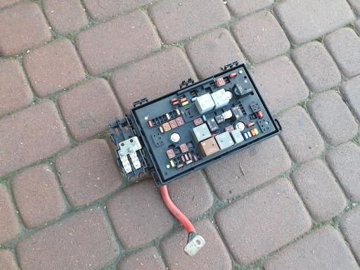 compartment of fuses BSI module Opel Astra J IV