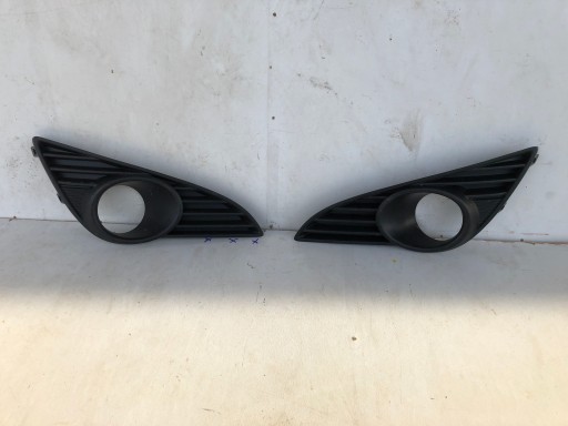 SUZUKI SPLASH РЕШІТКА БАМПЕРА