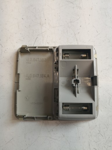 fanale illuminazione cabina AUDI Q7 4L0947164A