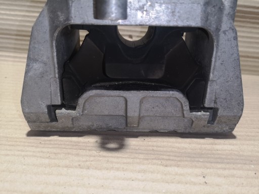 engine mount AUDI A3 8P GOLF V 1K0199262AH