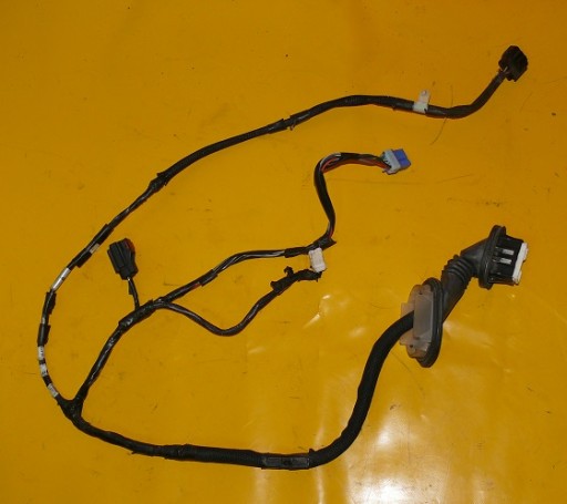 УСТАНОВКА ЛЕВОЙ ЗАДНЕЙ ДВЕРИ JEEP CHEROKEE II 99-04