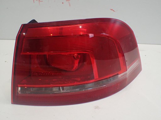 light rear part rear right VW PASSAT B7 sedan