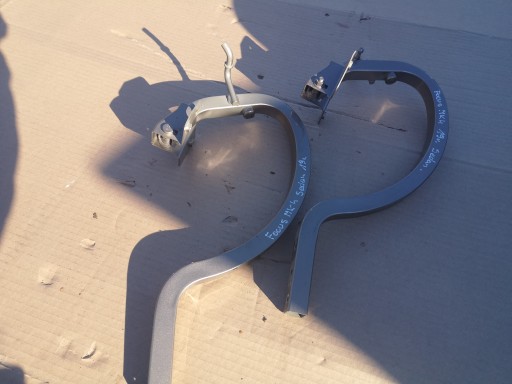 JX7B-F42700-A - FORD FOCUS MK4 SEDAN ПЕТЛИ КРЫШКИ БАГАЖНИКА