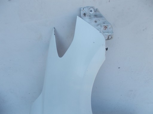 AILE AVANT DROITE MAZDA 5 05-10