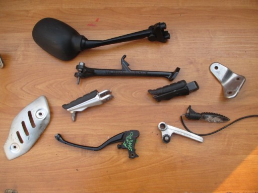 F800GS - BMW f900r XR K83 підніжка накладка