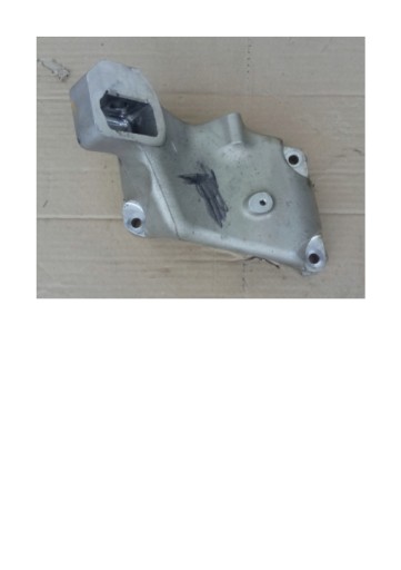 A1772230104Q02 - MERCEDES W205 213 C63 AMG ŁAPA КРОНШТЕЙН