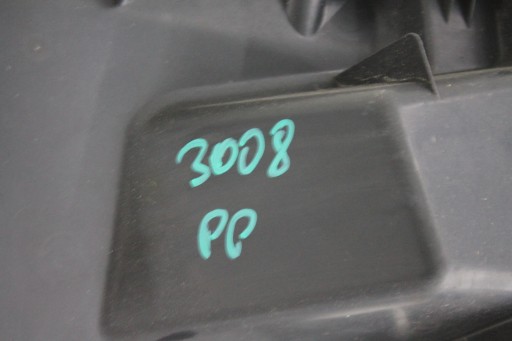 volant vzduchový pravá 9683410780 PEUGEOT 3008