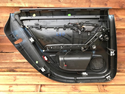 AUDI A6 C6 side upholstery right rear part EU 0151
