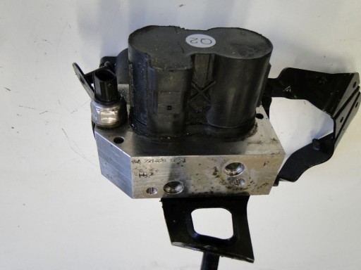 A2213201058, - Mercedes s w221 клапана підвіски abc a2213201058