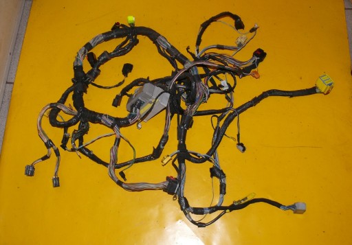 04868925AB - УСТАНОВКА ПАНЕЛІ КАБІНИ CHRYSLER VOYAGER IV 2.8