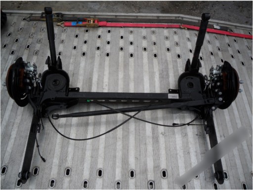 Задняя балка подвески renault trafic iii