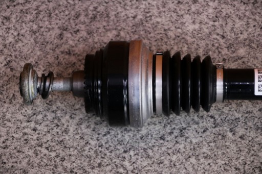 BMW Z4 G29 30i M40i semi-axis left left rear part 8689571
