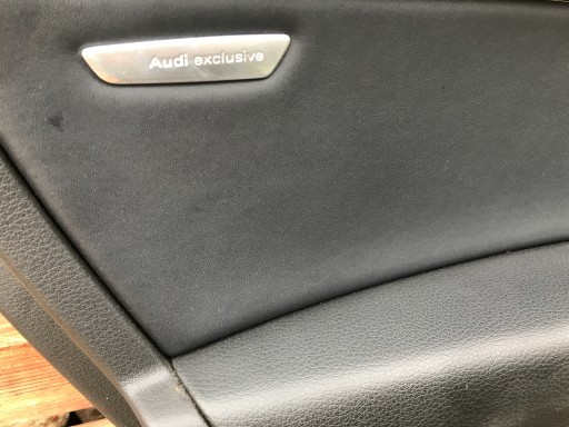 AUDI Q7 4L0 side upholstery left rear part EU 0172