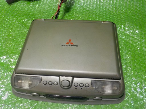 MITSUBISHI OUTLANDER II 2010 DVD-ПЛЕЕР