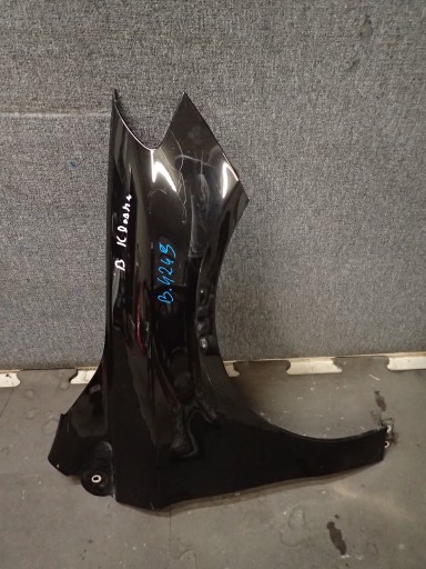 FENDER FRONT RIGHT MERCEDES B KLASA W246