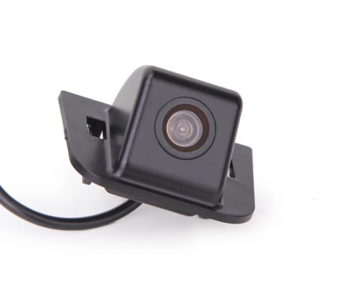 ОЧЕНЬ ЯРКАЯ КАМЕРА ЗАДНЕГО ВИДА TOYOTA PRIUS 3 III