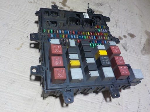 Панель предохранителей bsi 440 dxi 2005 г.