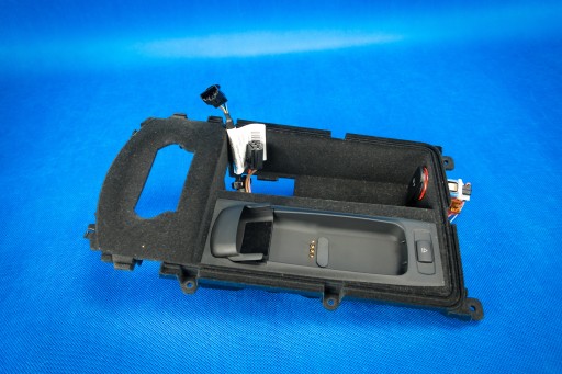 Коробка для зберігання тунель полку Audi A6 A7 4g 4G0864981E