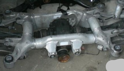 6770842 - Задняя коляска e63 e64 bmw 630i не подходит для e60