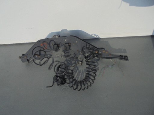 9000N - Mercedes actros mp2 3 задняя балка подвески кабины