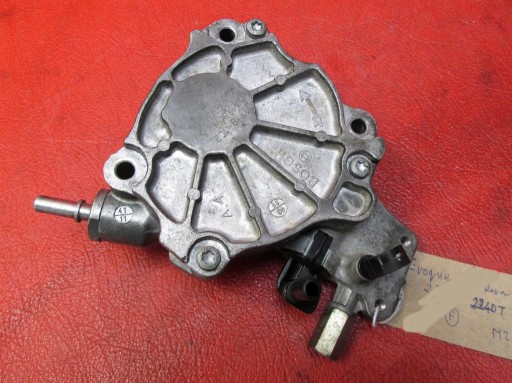 D171B-1C2 - Насос vacum Range Rover Evoque Jaguar 2.2 TD4 ' 11