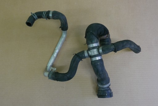 AUDI RS6 C6 водопровод 4F0121609A