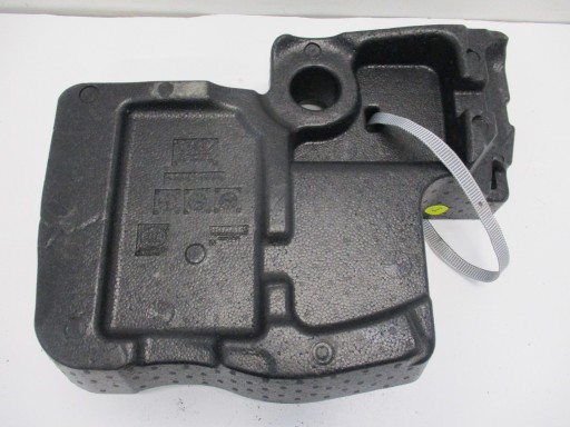 mandatory vehicle equipment AUDI A7 4K0