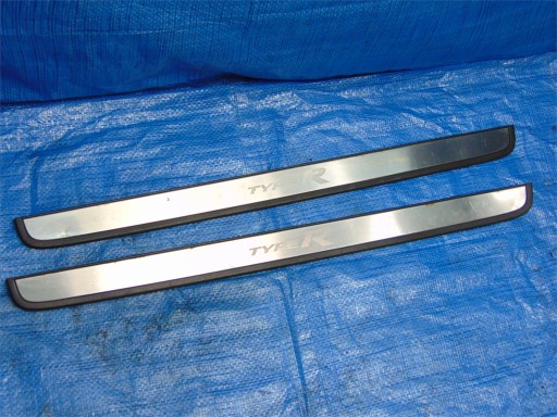 HONDA CIVIC VIII UFO TYPE-R