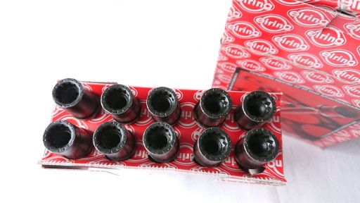 305.430 - Комплект болтов головки VW PASSAT B6 TOURAN 2.0 TDI