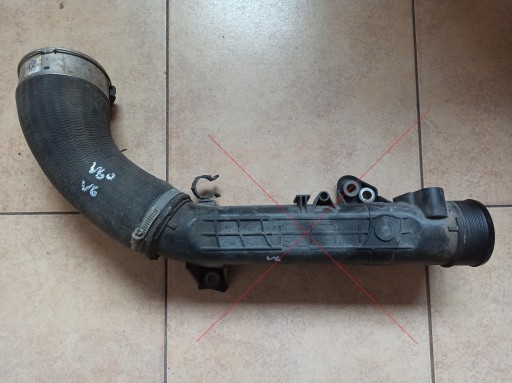 VOLVO ШЛАНГ ПОВІТРЯНА ТРУБА 31422152 V60 XC60