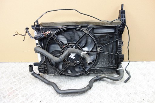 support panel for radiators radiator of water FORD FIESTA MK7 DV61-8C342-LE