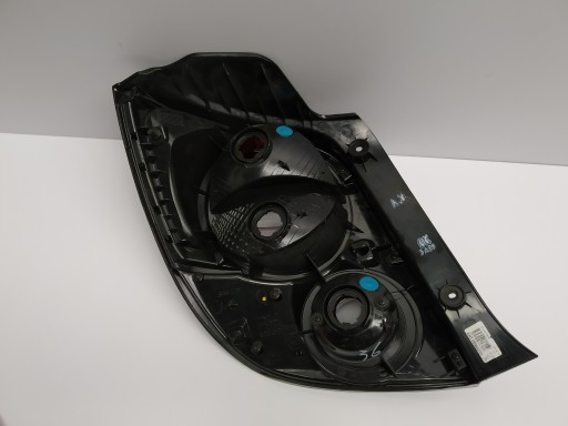 2011r- Chevrolet Aveo Hb T300 Dobra light rear part right originál OM