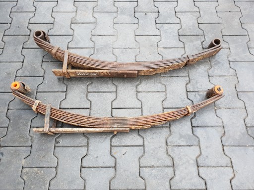 123456 - Toyota land cruiser j60 hj60 4.0 d передня пружина