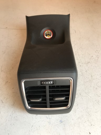 8U0819203A - Крышка туннеля рамка AUDI Q3 8U0864376A