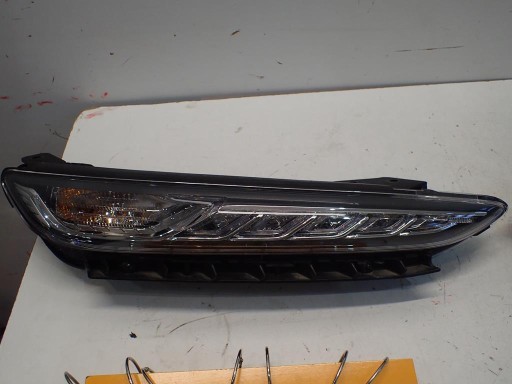 light front front right HYUNDAI KONA 17- LED