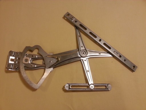 Mercedes clk208 регулятор переднего стекла 2087200446