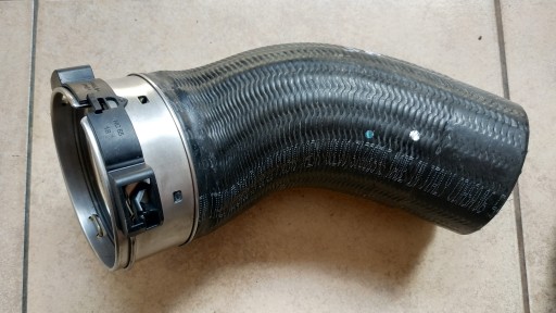 VOLVO ШЛАНГ ВОЗДУШНАЯ ТРУБА 31338545 XC90 V90