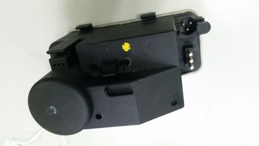 Насос центрального замка 1248002748 w124 mercedes e-class seat