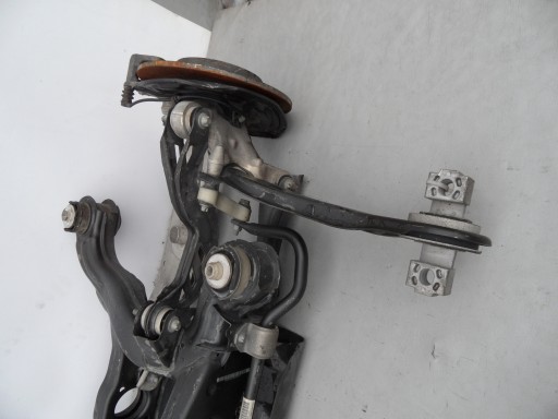 156 2WD - Рульовий важіль задній лівий mercedes gla w156 x156