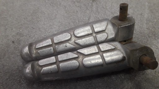 YAMAHA XJ 600 TDM 850 ПАССАЖИРСКАЯ ПОДНОЖКА ЗАДНЯЯ