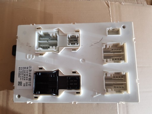 Mercedes v 447 vito viano sam корпус 4479001707