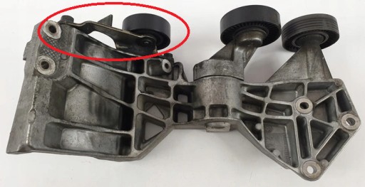 Лапа валик двигуна MERCEDES W169 W245 6402002770