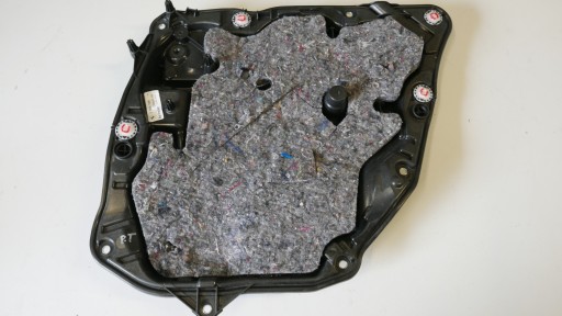 Крышка двери BMW G30 правая задняя 7365168