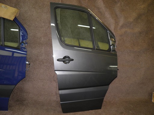 Sprinter 906 crafter door спереду правий новий