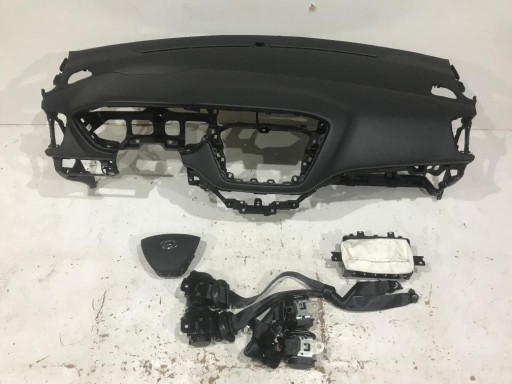 20 - HYUNDAI i20 доска консоль подушка безопасности ремни