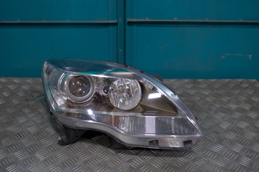 A2518203661 - W251 LIFT ПЕРЕДНЯЯ ПРАВАЯ ФАРА КСЕНОНОВАЯ 6.3 AMG