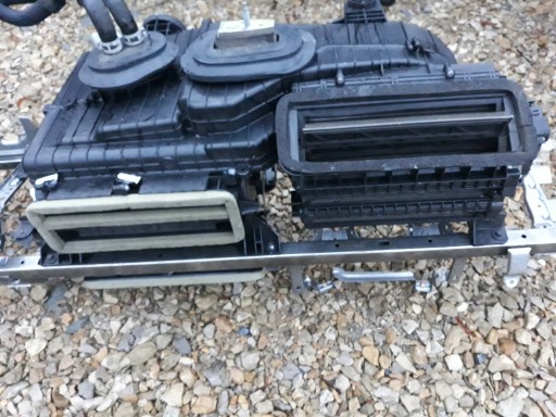 MONDEO MK5-ОБОГРЕВАТЕЛЬ-СТОЙКА - 2.0 DIESEL-FULL!