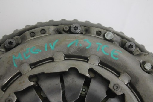 frizione DWUMAS KOMPLET 302103451R MEGANE IV