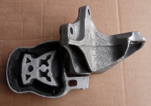 G2G36P082AB - FORD EDGE MK2 TDCI ЛАПА ПОДУШКА КОРОБКИ ПЕРЕДАЧ