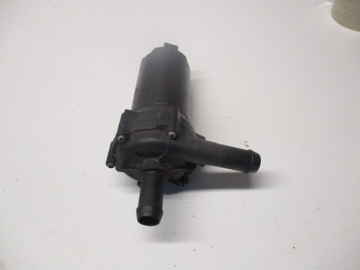 water pump F8YH-8501-AA RANGE ROVER SPORT